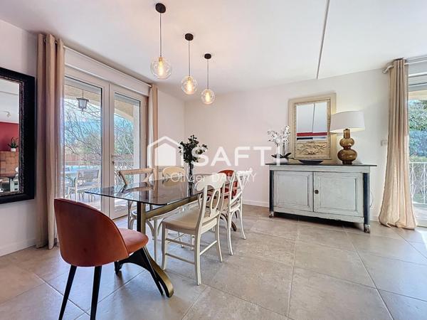 Villa rénovée 278 m²  + T2 Indépendant – Fort potentiel – Piscine