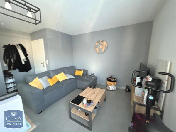 Appartement à louer 2 pièces 43.76m²