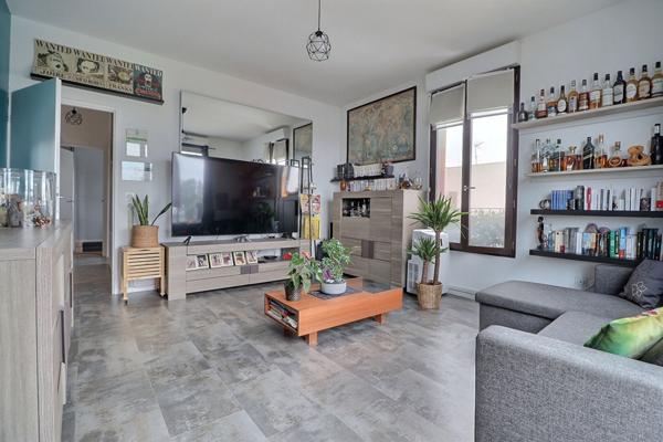 Appartement La Courneuve 3 pièce(s) 63 m2