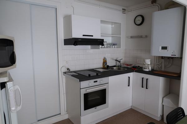 Appartement Thiers 1 pièce(s) 35 m2 - 45 Rue des Docteurs Dumas