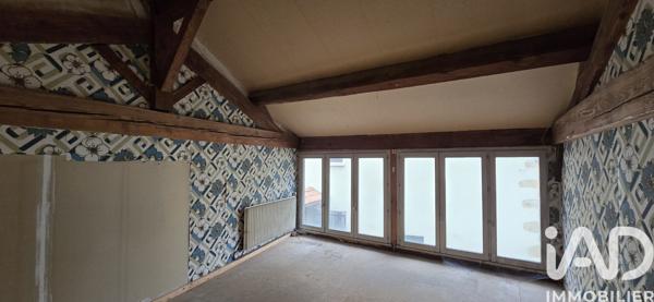 Immeuble à vendre 211 m² Éveux