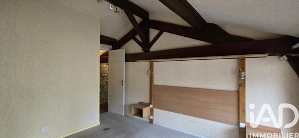 Immeuble à vendre 211 m² Éveux