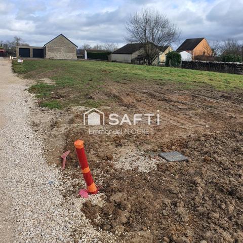 Superbe terrain plat de 837 m2 en campagne