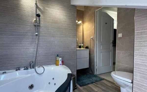 Appartement à vendre    4 pièces • 60 m2 Le Diamant