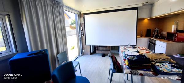 Découvrez ce magnifique mobil home de 2023, idéalement situé à Servant, proche du plan d'eau