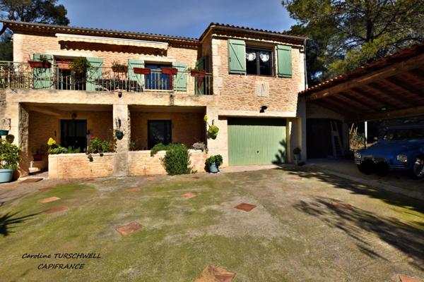 CUERS - VILLA STYLE MAS PROVENCAL 7 PIECES DONT 4 CHAMBRES ET 1 BUREAU - IMMENSE GARAGE - GRANDE REMISE - JARDIN PAYSAGE 2272 M² AVEC PISCINE, JACUZZI ET POOL HOUSE