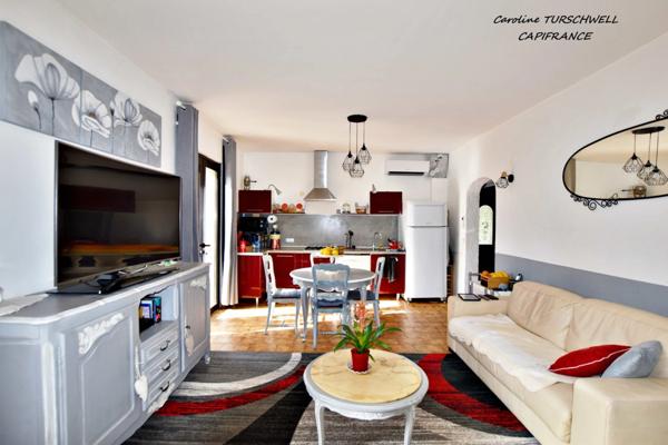 CUERS - VILLA STYLE MAS PROVENCAL 7 PIECES DONT 4 CHAMBRES ET 1 BUREAU - IMMENSE GARAGE - GRANDE REMISE - JARDIN PAYSAGE 2272 M² AVEC PISCINE, JACUZZI ET POOL HOUSE