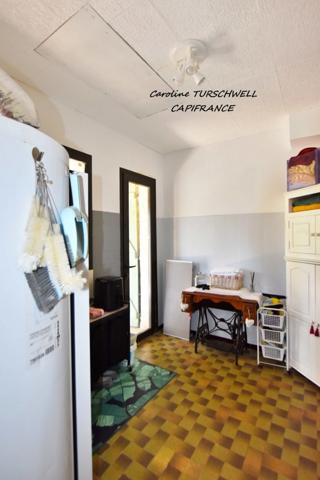 CUERS - VILLA STYLE MAS PROVENCAL 7 PIECES DONT 4 CHAMBRES ET 1 BUREAU - IMMENSE GARAGE - GRANDE REMISE - JARDIN PAYSAGE 2272 M² AVEC PISCINE, JACUZZI ET POOL HOUSE