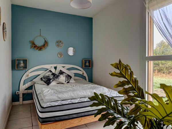 Villeneuve-sur-Lot (47300) Villeneuve-sur-Lot, dans résidence sécurisée , T1 bis rénové avec clim.