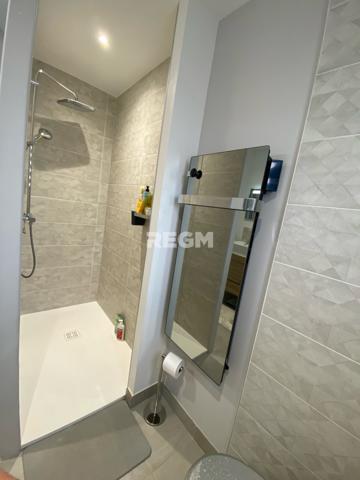 Saint-Jean-Lasseille (66300) 66300 saint jean lasseille proche Perpignan villa 4 pièces avec jardin et garage