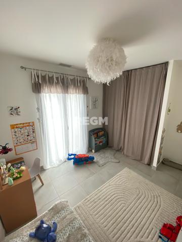Saint-Jean-Lasseille (66300) 66300 saint jean lasseille proche Perpignan villa 4 pièces avec jardin et garage