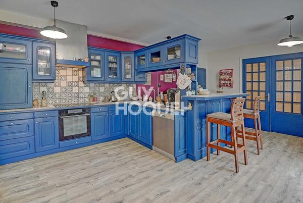 Domarin : Grande villa 266 m² avec studio indépendant, piscine et terrain 1 600 m²