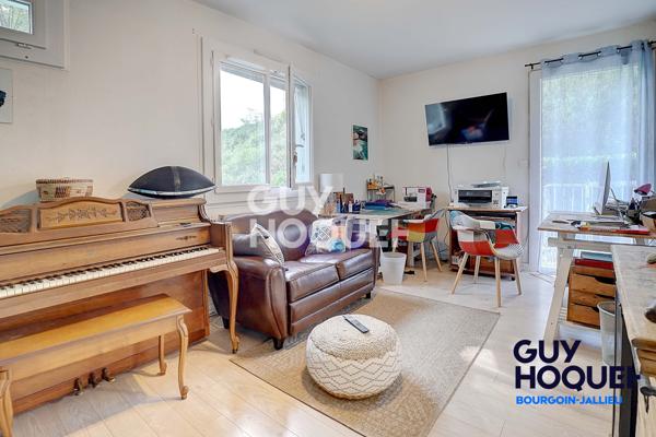 Domarin : Grande villa 266 m² avec studio indépendant, piscine et terrain 1 600 m²