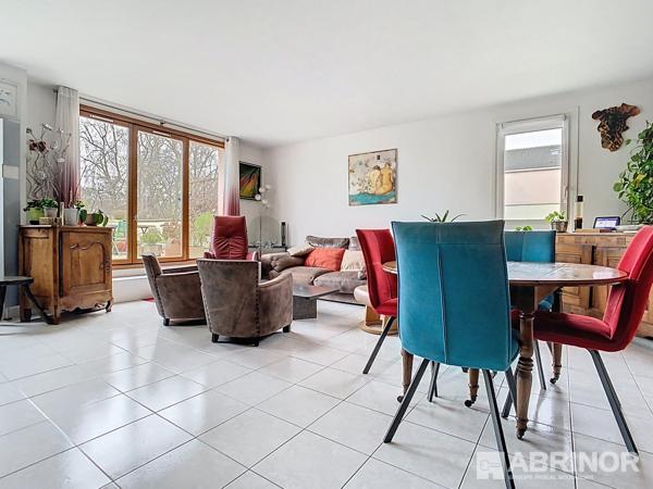 APPARTEMENT DUPLEX, 3 CHAMBRES, BUREAU, TERRASSE, SUD OUEST ET GARAGE VILLENEUVE D ASCQ