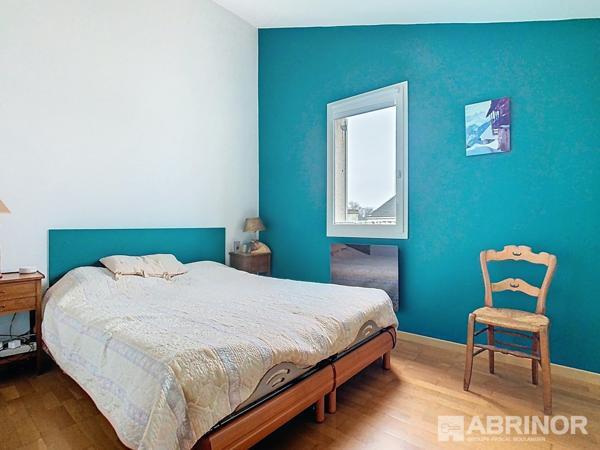 APPARTEMENT DUPLEX, 3 CHAMBRES, BUREAU, TERRASSE, SUD OUEST ET GARAGE VILLENEUVE D ASCQ