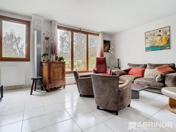 APPARTEMENT DUPLEX, 3 CHAMBRES, BUREAU, TERRASSE, SUD OUEST ET GARAGE VILLENEUVE D ASCQ
