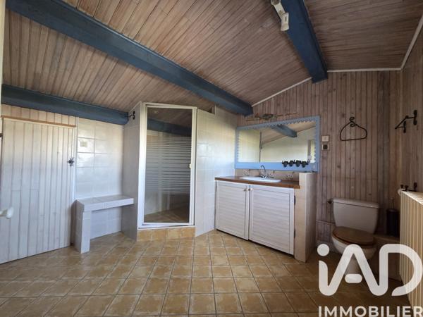 Maison à vendre 5 pièces 164 m² Entraigues-sur-la-Sorgue