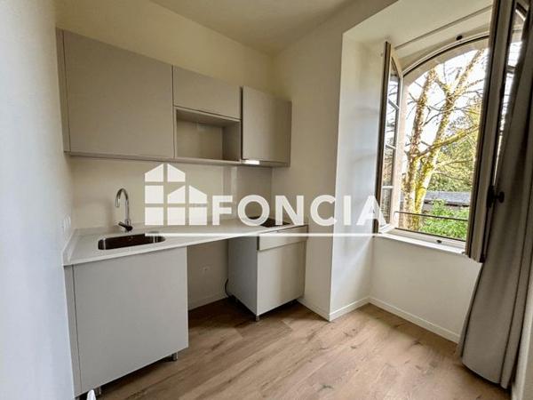 Location Studio 32.1 m² - Auray 56400