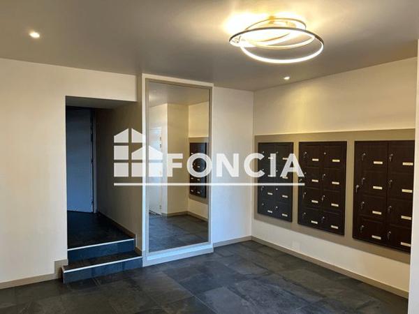 Location Studio 32.1 m² - Auray 56400