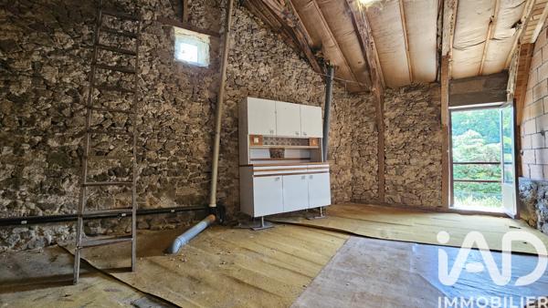 Maison à vendre 4 pièces 119 m² Saint-Mamet-la-Salvetat