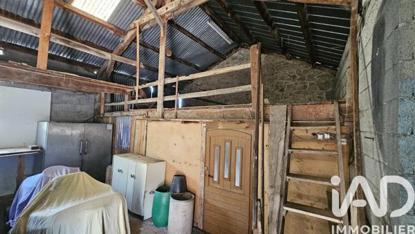 Maison à vendre 4 pièces 119 m² Saint-Mamet-la-Salvetat
