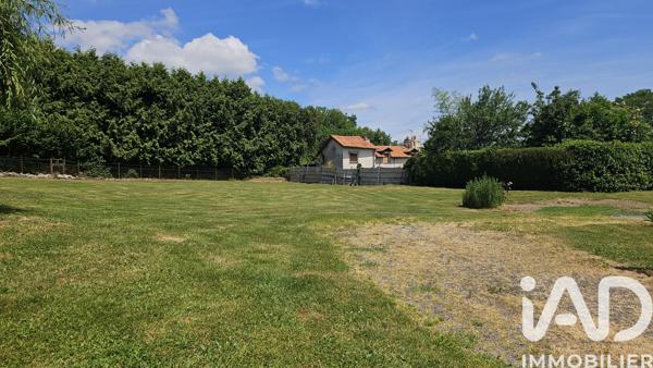 Maison à vendre 4 pièces 119 m² Saint-Mamet-la-Salvetat
