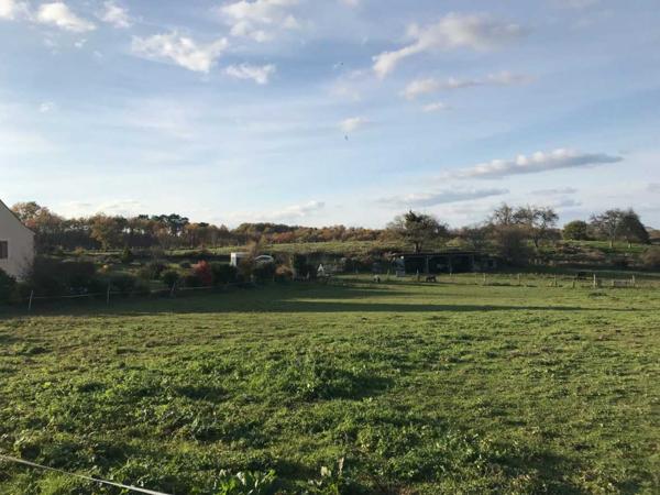 Terrain constructible - Saint-cyprien Terrain constructible sur les hauteurs d un village tous commerces