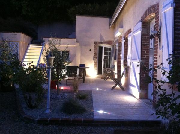 MAGNIFIQUE LONGERE A OISEME