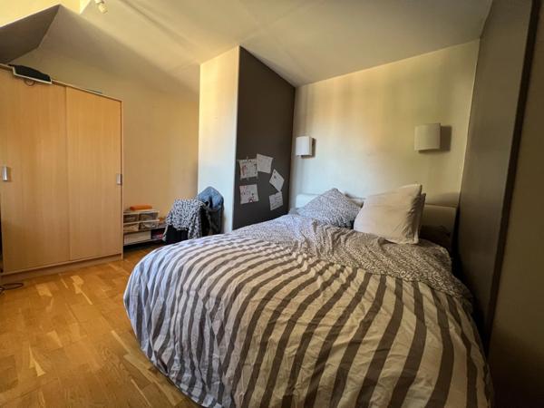 MAGNIFIQUE LONGERE A OISEME