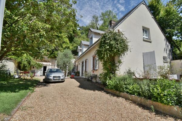 MAGNIFIQUE LONGERE A OISEME