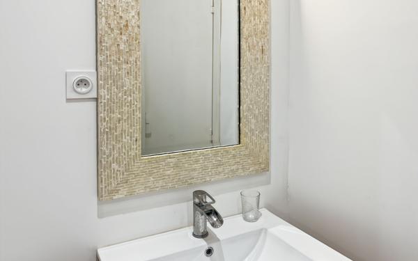 Maison à vendre    2 pièces •  Marseillan