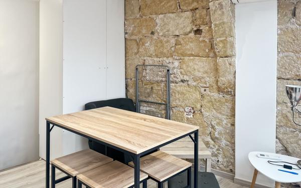 Maison à vendre    2 pièces •  Marseillan