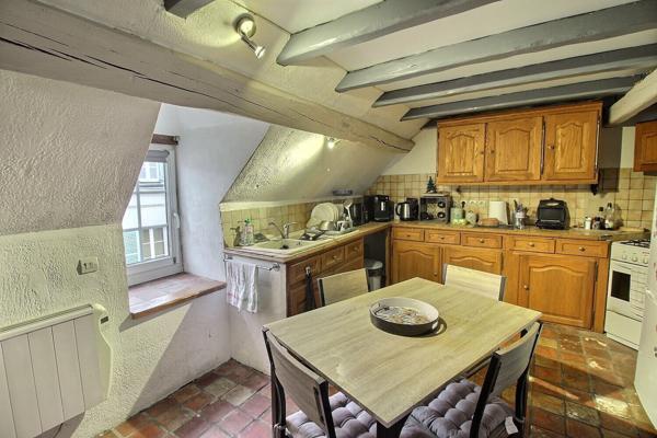 Appartement Epernon F2 CENTRE VILLE GARE A PIED