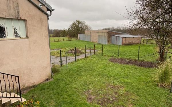 Maison à vendre    4 pièces •  Senaide