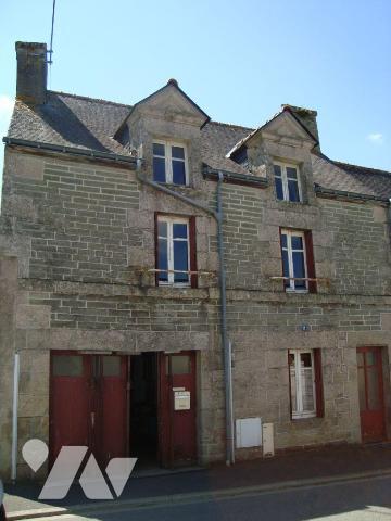 EN EXCLUSIVITÉ CHEZ MON NOTAIRE, Maison à vendre à NOYAL-PONTIVY (56920), Morbihan (56), très b...