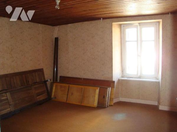 EN EXCLUSIVITÉ CHEZ MON NOTAIRE, Maison à vendre à NOYAL-PONTIVY (56920), Morbihan (56), très b...