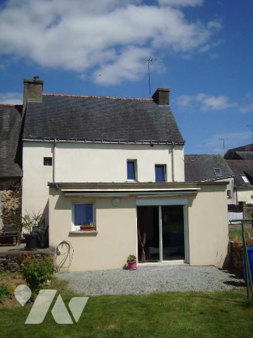 EN EXCLUSIVITÉ CHEZ MON NOTAIRE, Maison à vendre à NOYAL-PONTIVY (56920), Morbihan (56), très b...