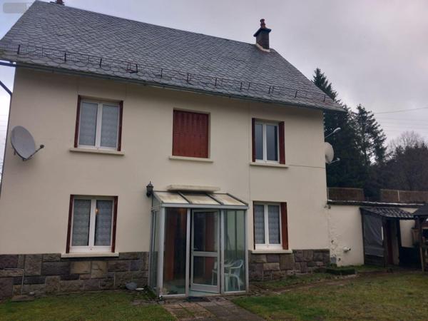 Maison rurale à vendre à Marcenat dans le Cantal (15190), ref : FG/2132