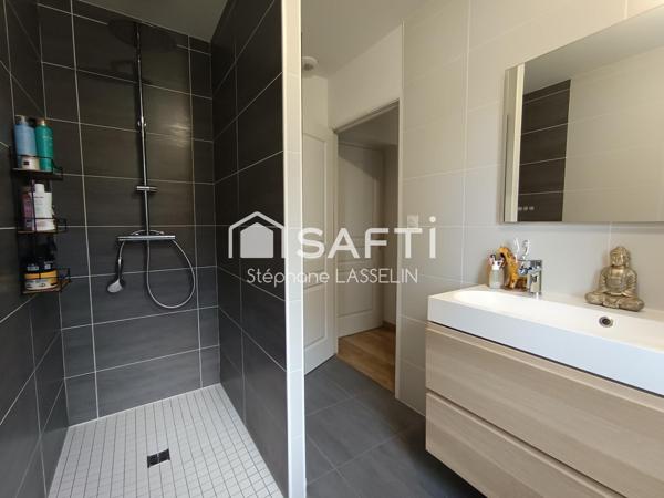 Maison spacieuse récente et Moderne