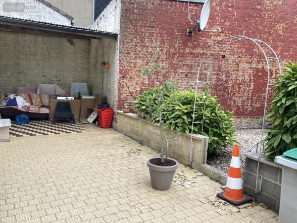 Maison à vendre à Saint-Nicolas dans le Pas-de-Calais (62223), ref : D038-966