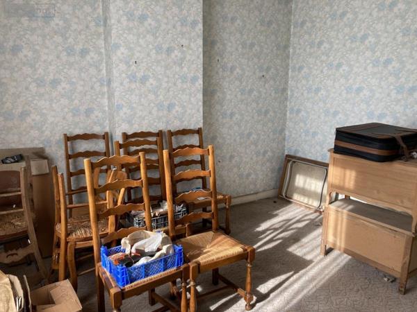 Maison à vendre à Saint-Nicolas dans le Pas-de-Calais (62223), ref : D038-966