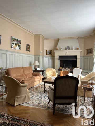 Maison de ville 10 pièces de 296 m² à Arras (62000)