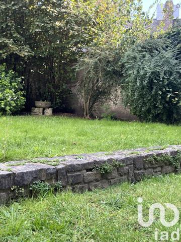 Maison de ville 10 pièces de 296 m² à Arras (62000)