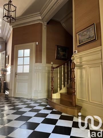 Maison de ville 10 pièces de 296 m² à Arras (62000)