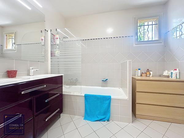 Maison meublée T6 220m2 - Saint Genis Laval , Saint genis laval Maison meublée T6 220m2 - Saint Genis Laval , Saint genis laval