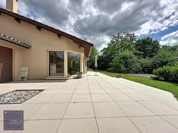 Maison meublée T6 220m2 - Saint Genis Laval , Saint genis laval Maison meublée T6 220m2 - Saint Genis Laval , Saint genis laval