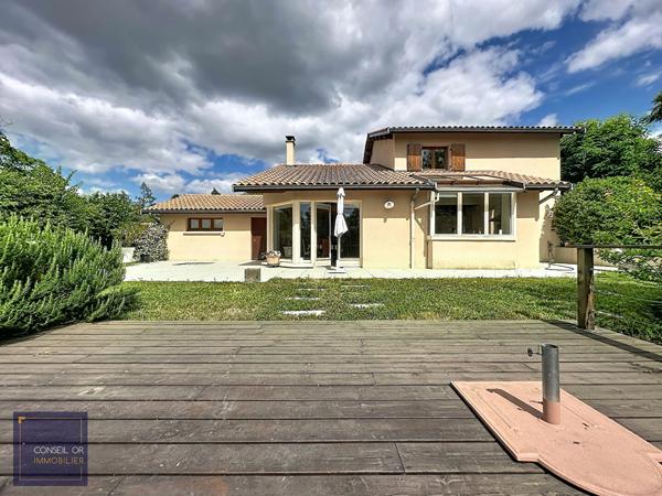 Maison meublée T6 220m2 - Saint Genis Laval , Saint genis laval Maison meublée T6 220m2 - Saint Genis Laval , Saint genis laval