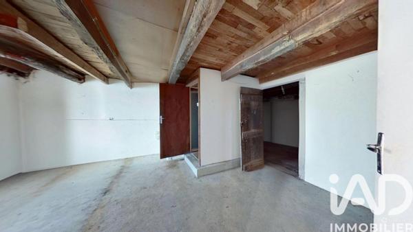 Maison à vendre 6 pièces 94 m² Ally
