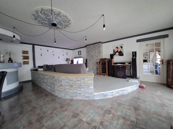 À vendre - Maison individuelle, 7 pièces située à Oisseau-le-Petit (72610)