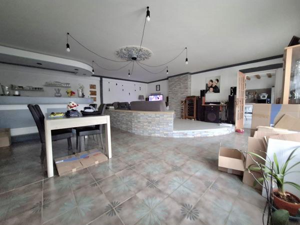À vendre - Maison individuelle, 7 pièces située à Oisseau-le-Petit (72610)